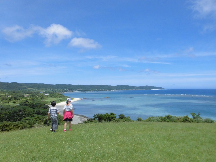 奄美市笠利町アヤマル岬・奄美大嶋観光ガイド